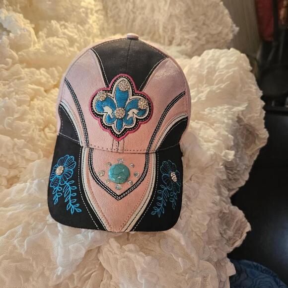 Women's Heartland Pink and Black Embroidered Baseball Cap with embroidery - Picture 2 of 7